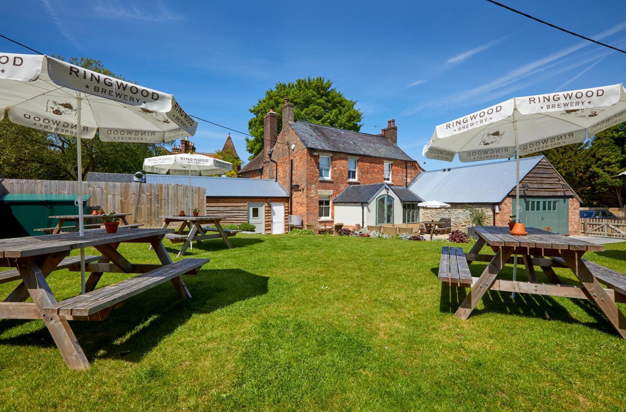 The Greyhound Inn Wantage Esterno foto